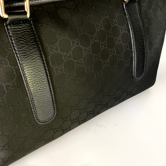 SOLD Gucci - Tote/Shoulder Bag/FINAL PRICE REDUCTION - Picture 10 of 17